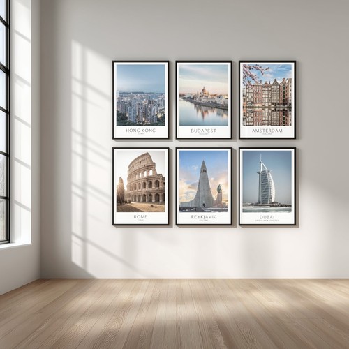 Lightly coloured travel wall